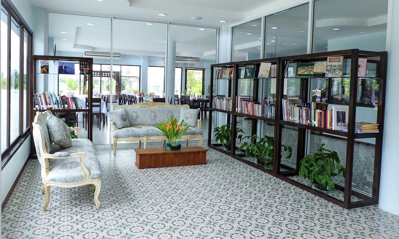 Menam Resort Nakhon Pathom Eksteriør billede