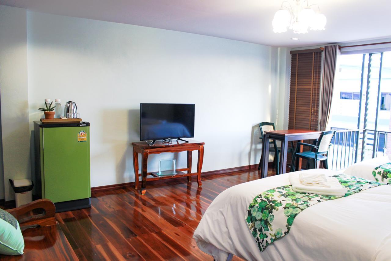 Menam Resort Nakhon Pathom Eksteriør billede