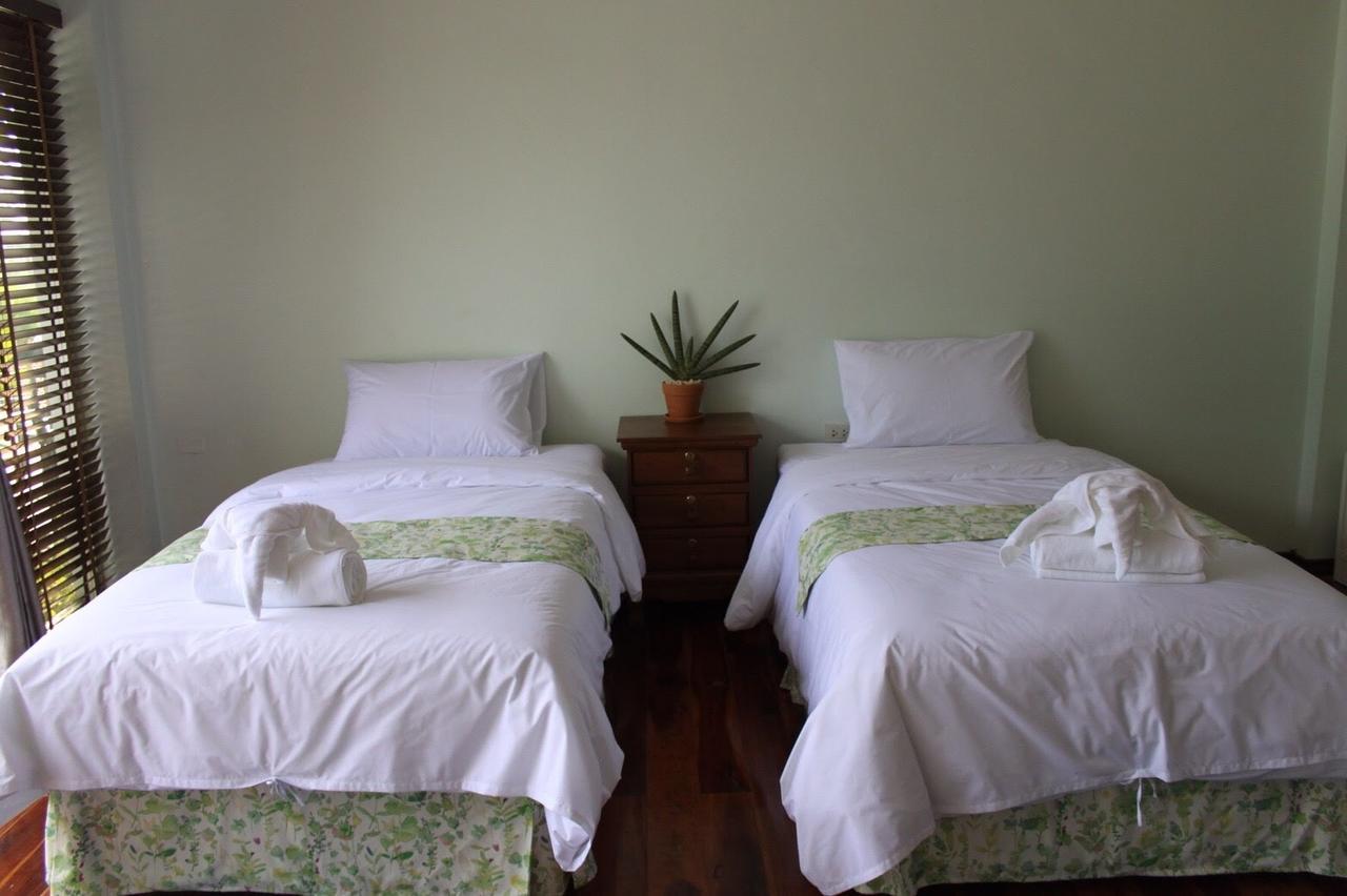 Menam Resort Nakhon Pathom Eksteriør billede